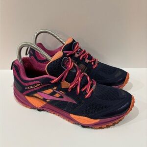 Brooks Women's Cascadia Trail Running Shoes - Navy and Orange size 8